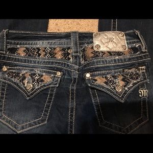 Women’s Miss Me Jeans Size 28